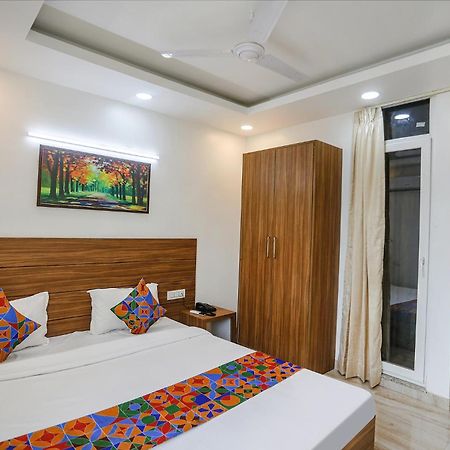 Fabhotel Unique Stay 诺伊达 外观 照片