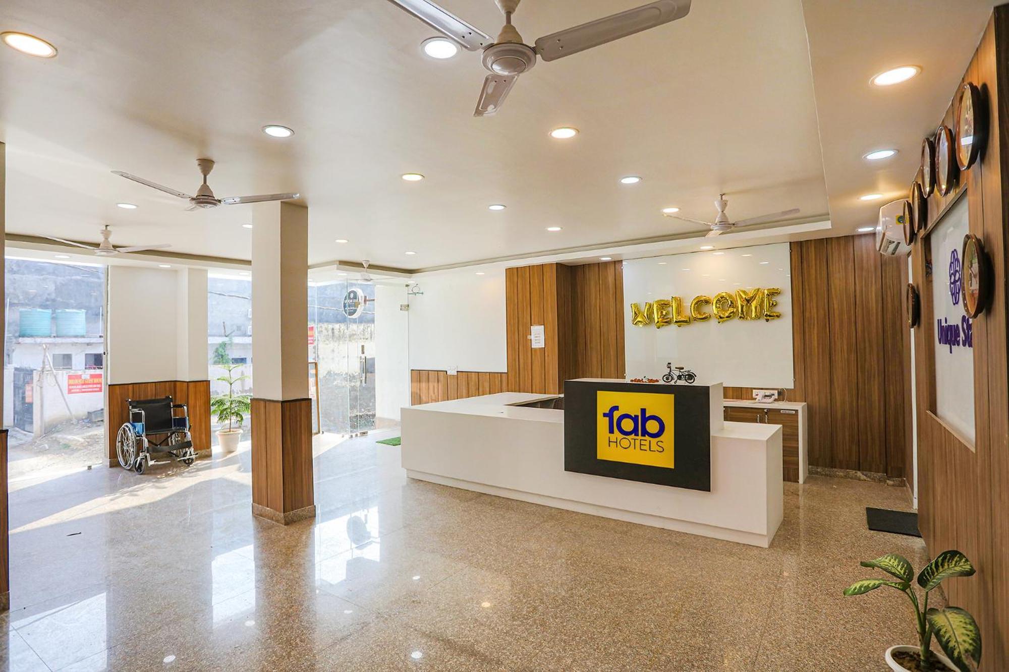 Fabhotel Unique Stay 诺伊达 外观 照片