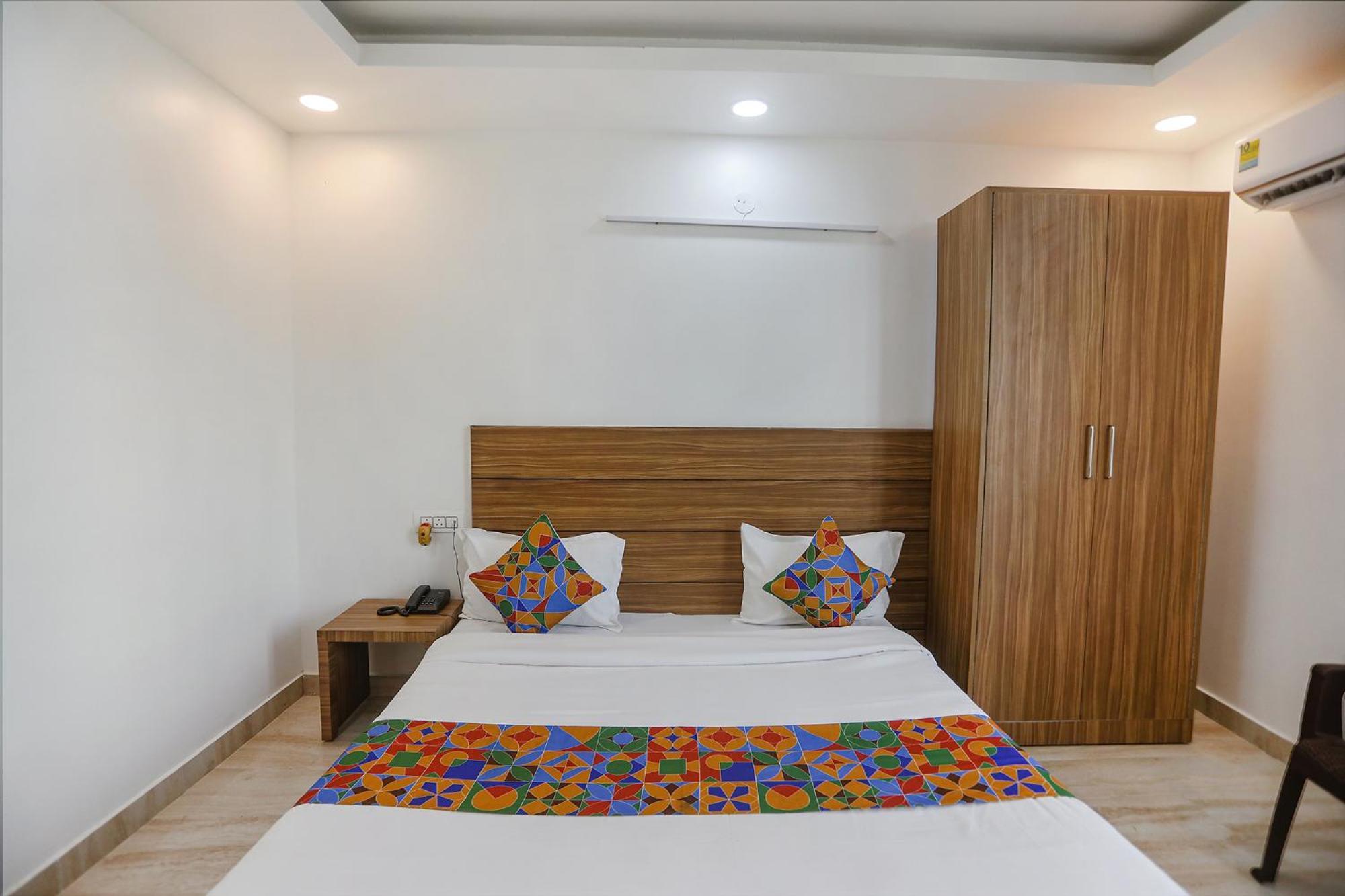 Fabhotel Unique Stay 诺伊达 外观 照片